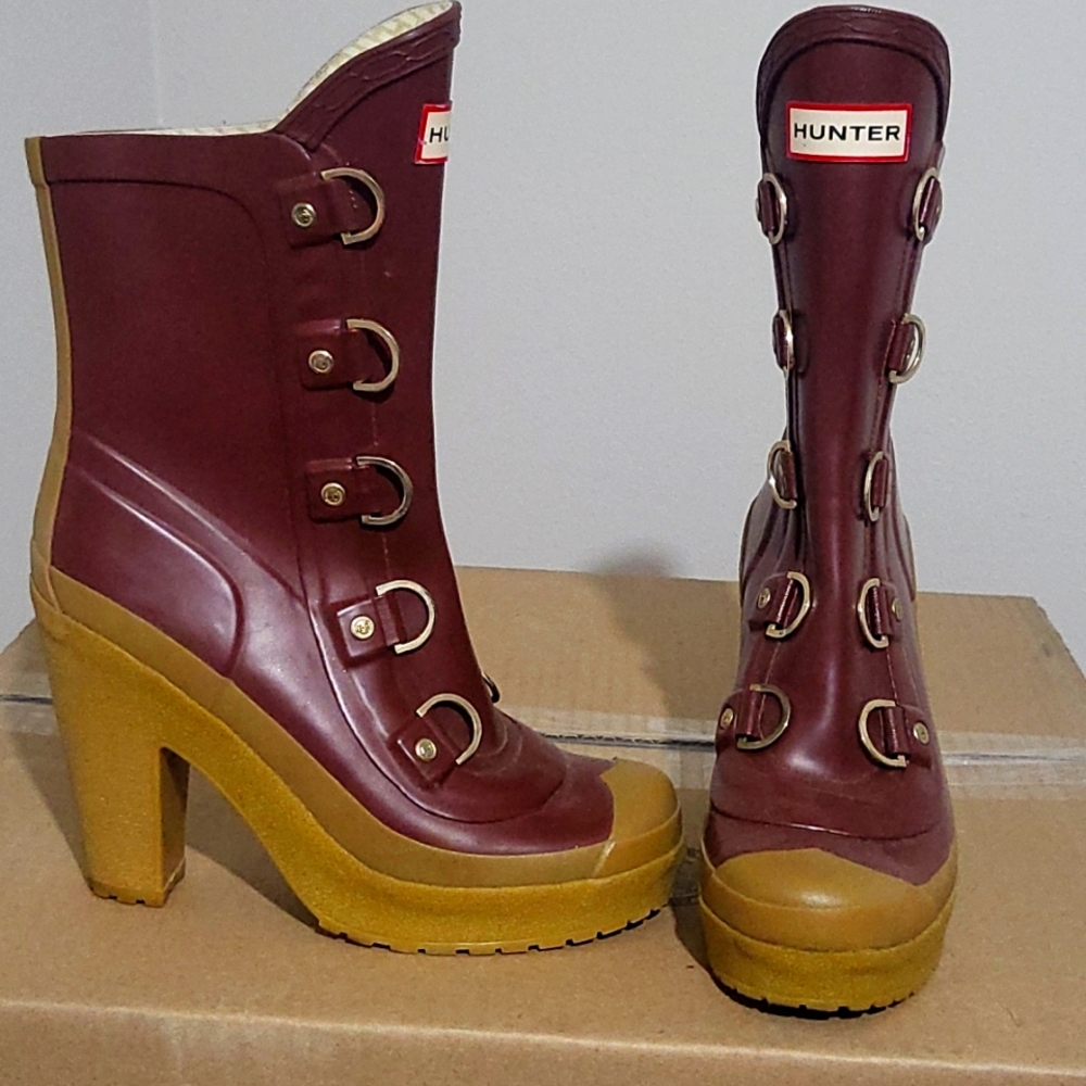 Hunter rubber winter waterproof heels size 6